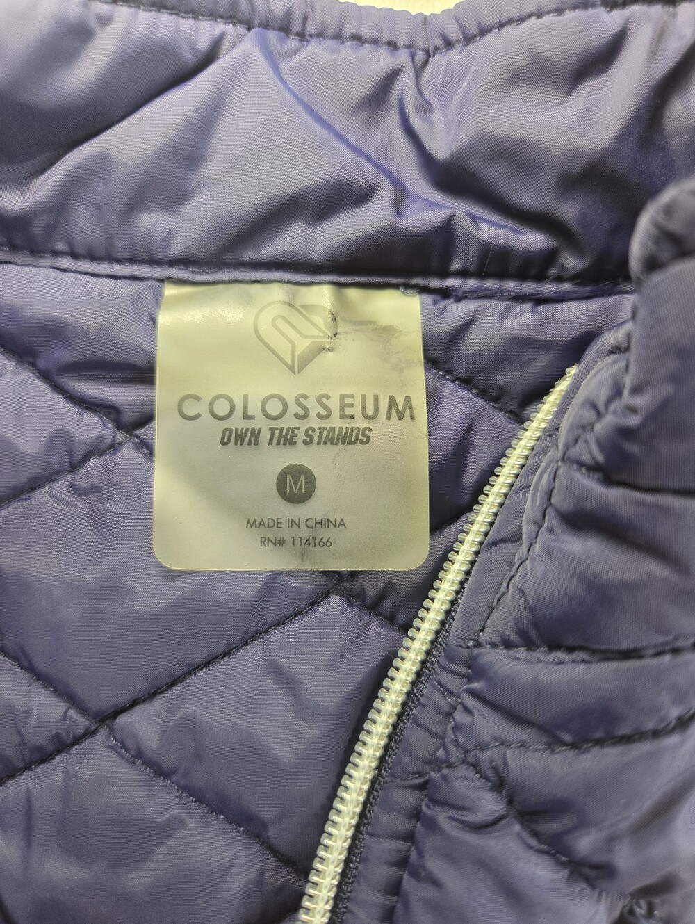 Colosseum Michigan Wolverines Quilted Vest Womens M - Picture 3 of 7